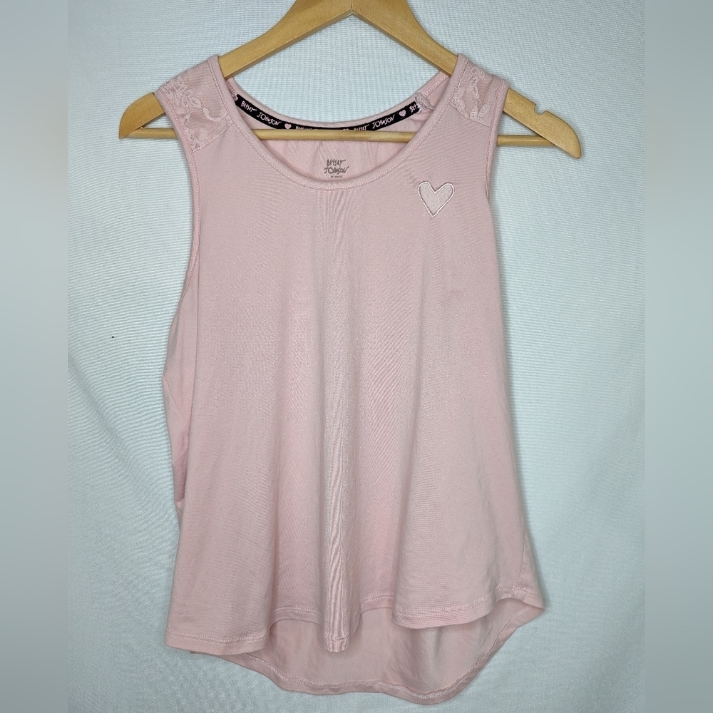 Betsey Johnson Baby Pink Heart Lace Tank Size Small‎